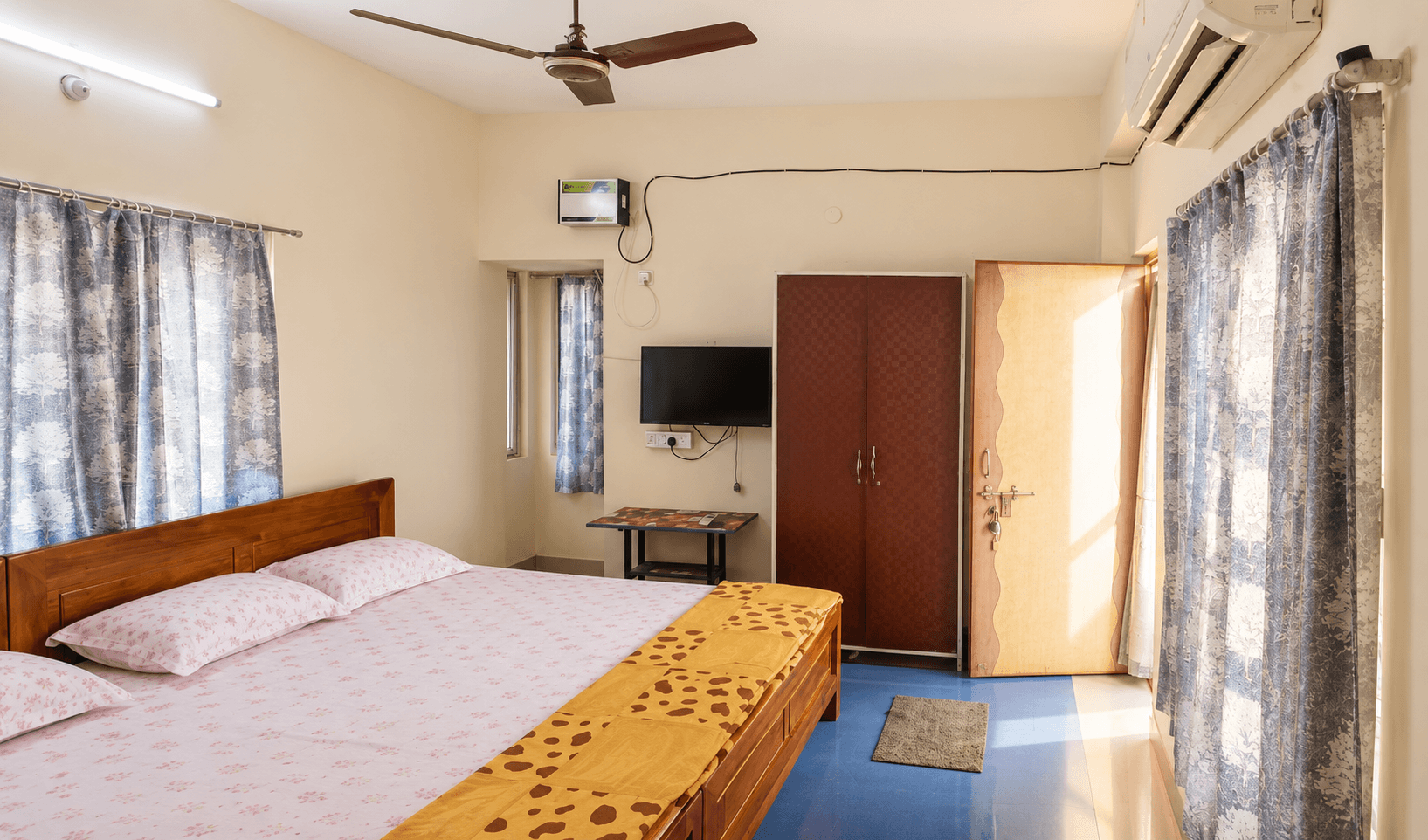 Another double room