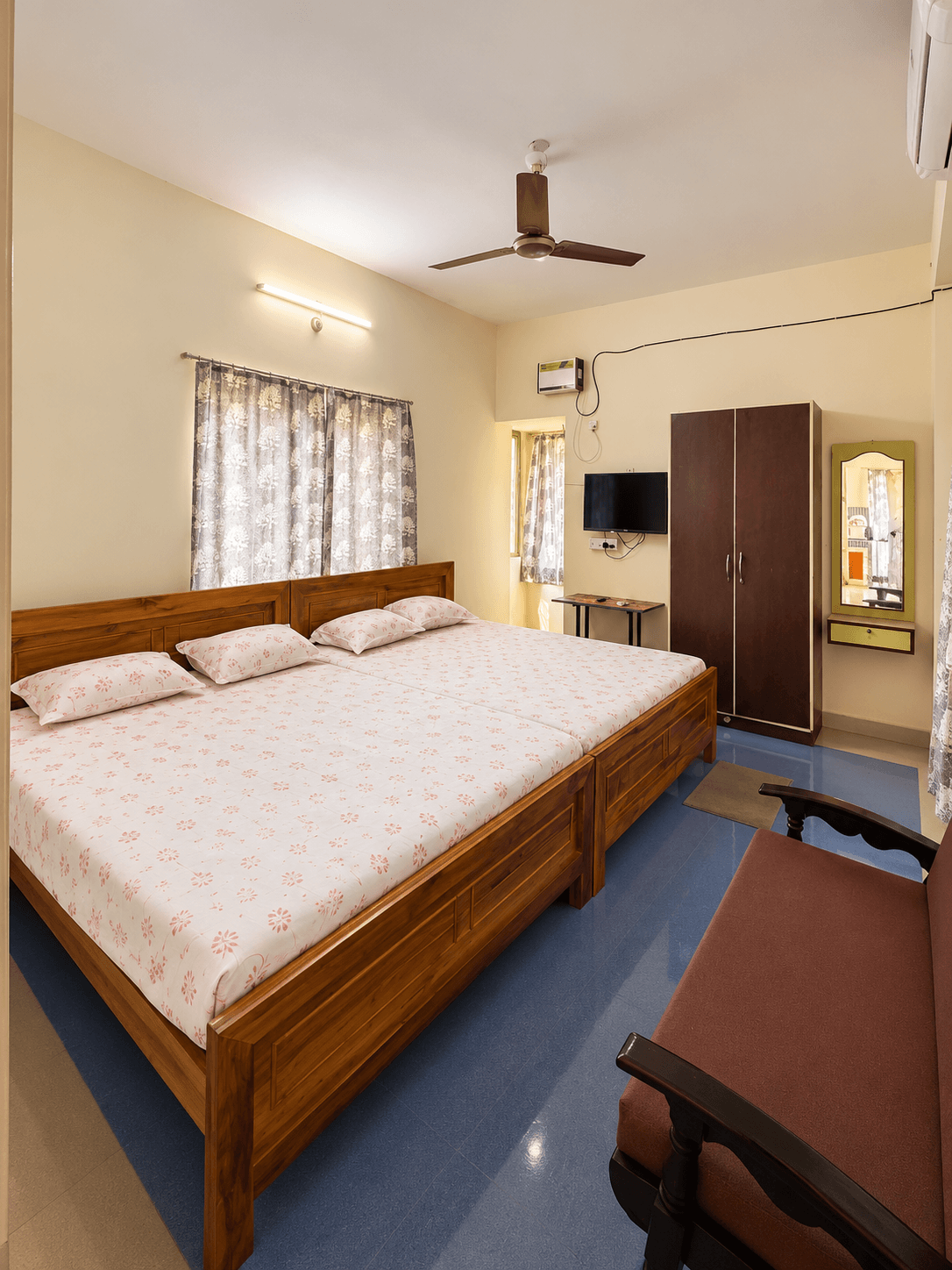 Moon Light — two double beds, private kitchen and terrace access